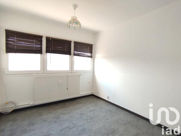 Appartement 3 pièces de 61 m² à Mons-en-Barœul (59370)