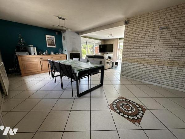 Pavillon individuel semi plain pied 