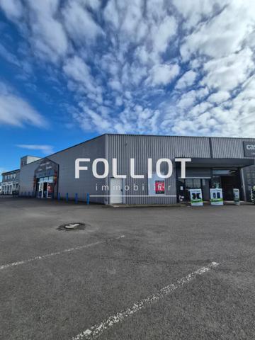 A LOUER - VIRE NORMANDIE dans ZONE COMMERCIALE - LOCAL COMMERCIAL de 290 m²