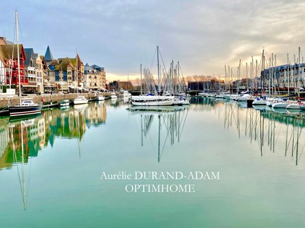 Appartement à fort potentiel - Plein centre ville de Deauville - Emplacement recherché - 3 Pièces- Vaste Cave