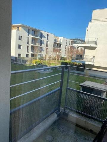 2 pièces - balcon - place de parking en sous-sol