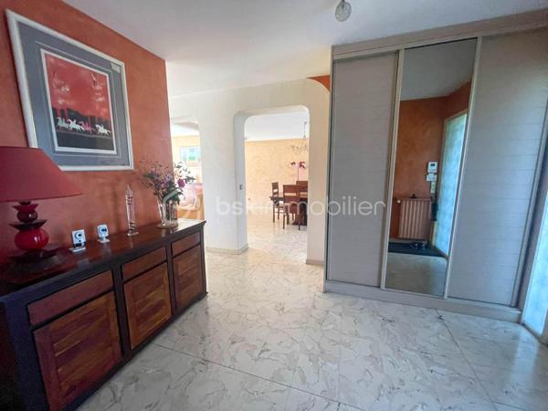 Maison ancienne de 240 m²