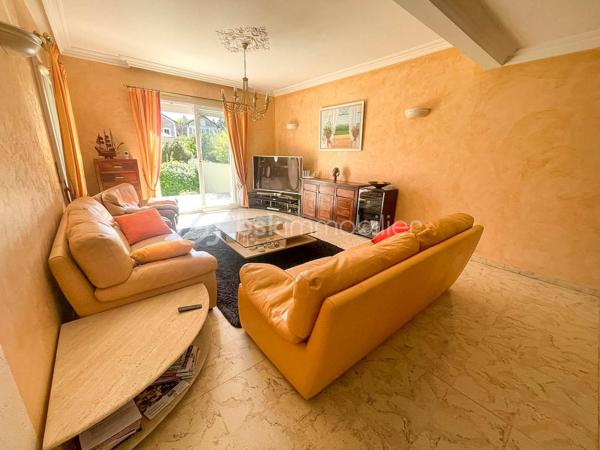 Maison ancienne de 240 m²