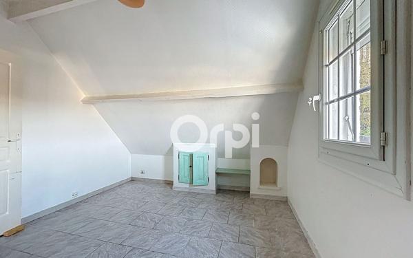 Maison à vendre    7 pièces • 189,75 m2 Cires-lès-Mello