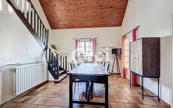 Maison à vendre    7 pièces • 189,75 m2 Cires-lès-Mello