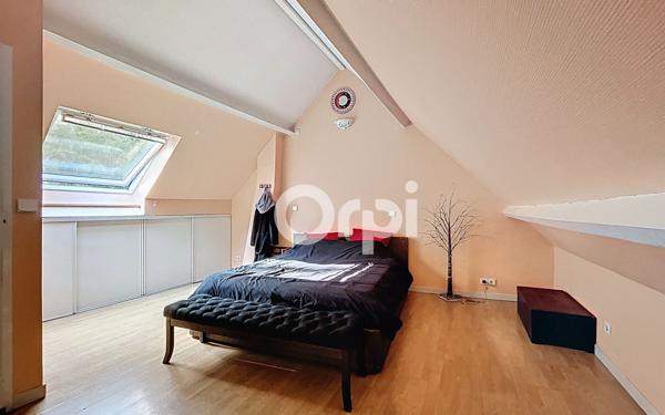 Maison à vendre    7 pièces • 189,75 m2 Cires-lès-Mello