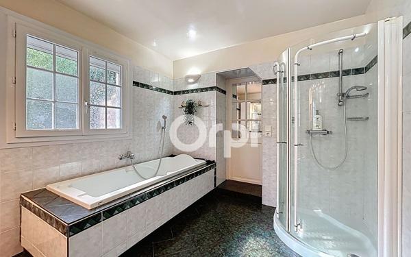 Maison à vendre    7 pièces • 189,75 m2 Cires-lès-Mello
