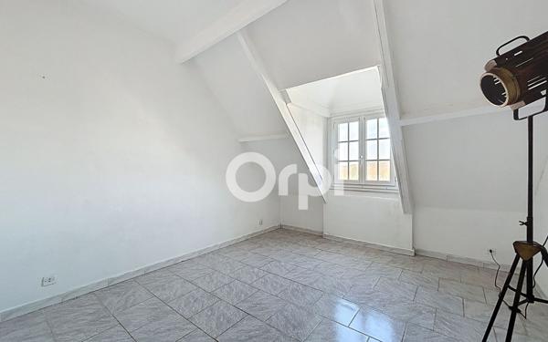 Maison à vendre    7 pièces • 189,75 m2 Cires-lès-Mello