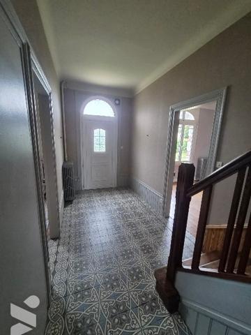 Maison de caractère de 113m², proche centre-ville.