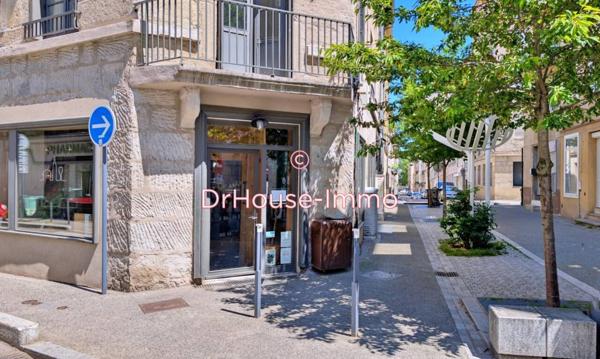 Commerce à vendre 2 pièces de 163 m²