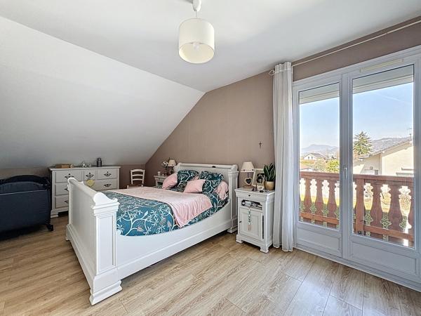 Maison 5 pièces - 126 m² Exclusivité efficity