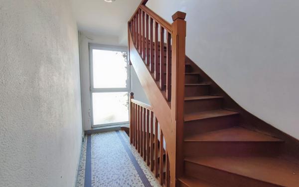 Immeuble à vendre    9 pièces • 198 m2 La Rochelle