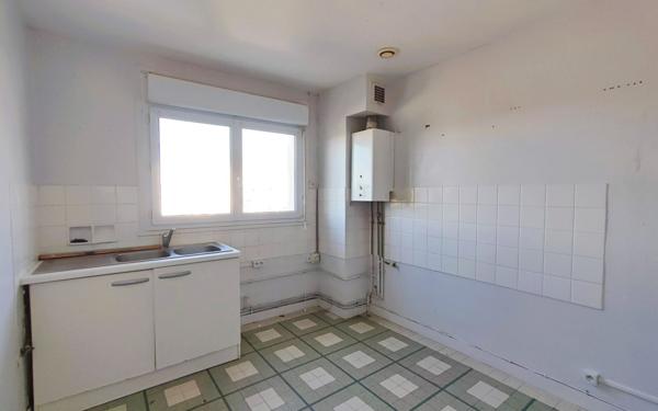 Immeuble à vendre    9 pièces • 198 m2 La Rochelle