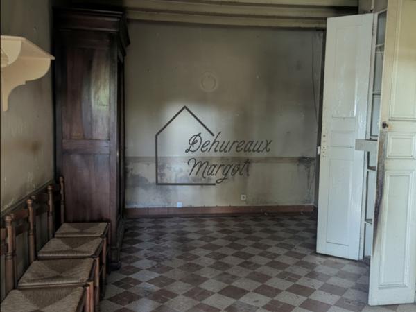 Maison
         4 pièces
        - 95 m² 99 900 € *
