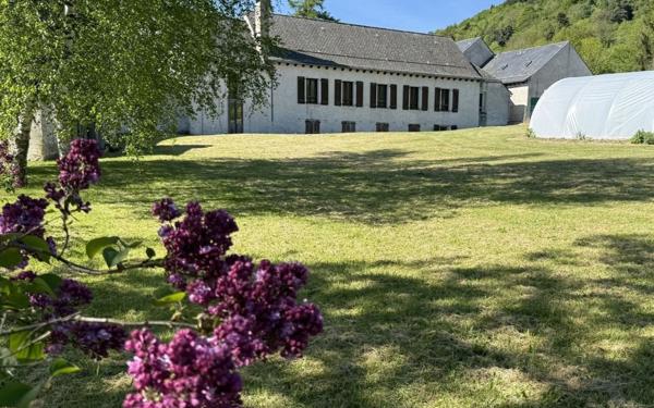 Maison à vendre    15 pièces •  Le Bleymard