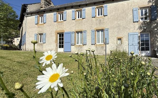 Maison à vendre    15 pièces •  Le Bleymard