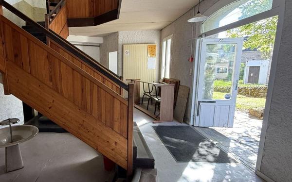 Maison à vendre    15 pièces •  Le Bleymard