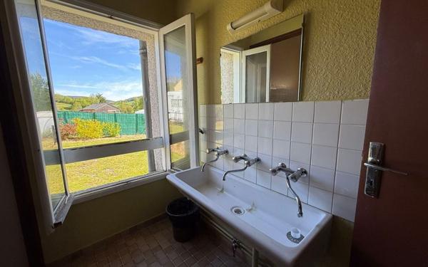 Maison à vendre    15 pièces •  Le Bleymard