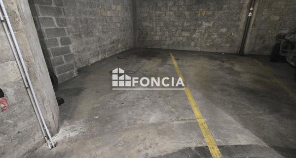À vendre Parking 18 m² - Paris 75017