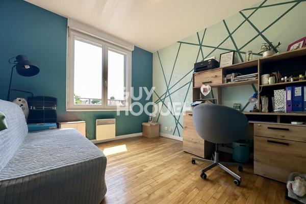 MAISON À LOUER DE 4 PIÈCES DE 90,00 M²