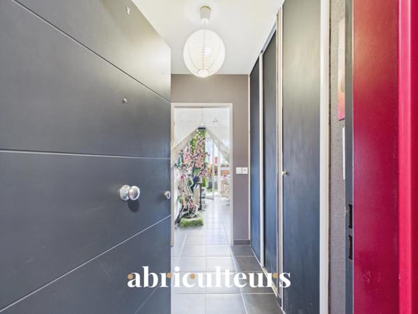 Nice Sainte-Marguerite Superbe 2 pièces lumineux de 46 m² avec belle terrasse et parking en sus