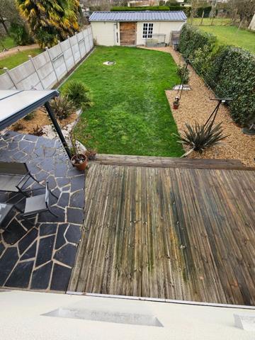 MAISON FAMILIALE RENOVEE 5 CHAMBRES JARDIN CLOS PROCHE CENTRE VILLE ECOLES COMMERCES