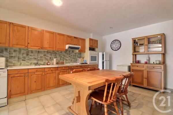 Maison à vendre  5 pièces - 202 m 2   FREJUS  - 83