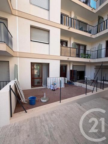 Appartement à vendre  3 pièces - 55 m 2   CANNES  - 06