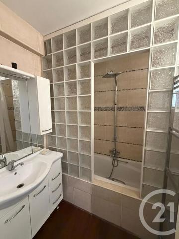 Appartement à vendre  3 pièces - 55 m 2   CANNES  - 06