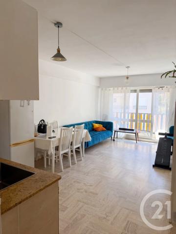 Appartement à vendre  3 pièces - 55 m 2   CANNES  - 06