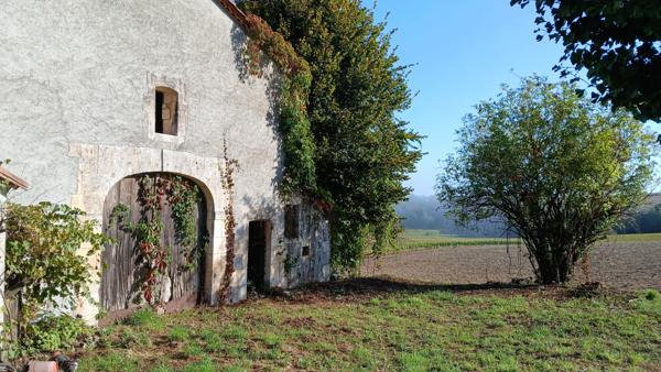 Maison avec grange