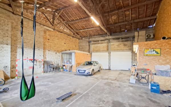 Maison à vendre    4 pièces •  Verdun-sur-Garonne