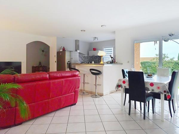 Villa familiale avec piscine à Saint Jean le Priche