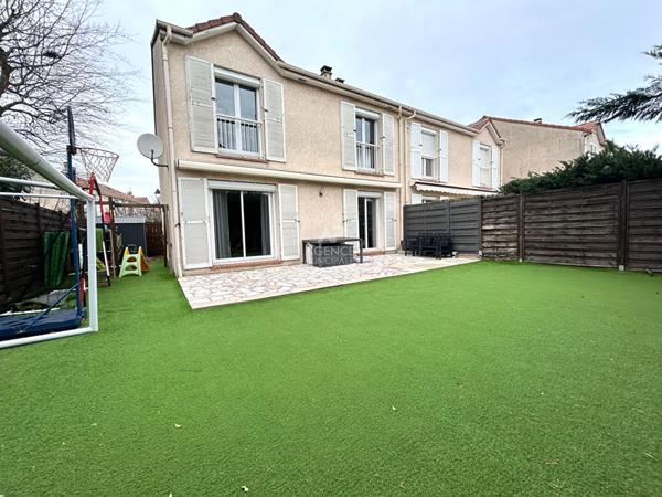 Maison Carrieres Sous Poissy 7 pièce(s) 132.16 m2 €485 000 ** - Référence 9013