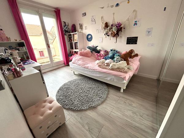 Maison Carrieres Sous Poissy 7 pièce(s) 132.16 m2 €485 000 ** - Référence 9013