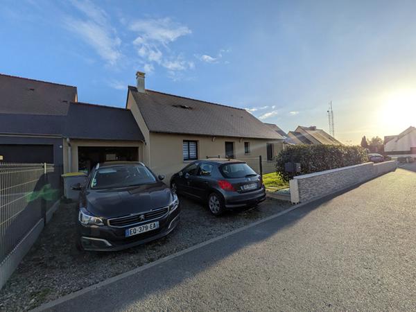 Maison de plain pied à vendre proche du centre de Saint Meen Le Grand