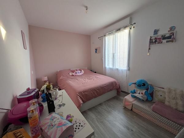 Maison de plain pied à vendre proche du centre de Saint Meen Le Grand