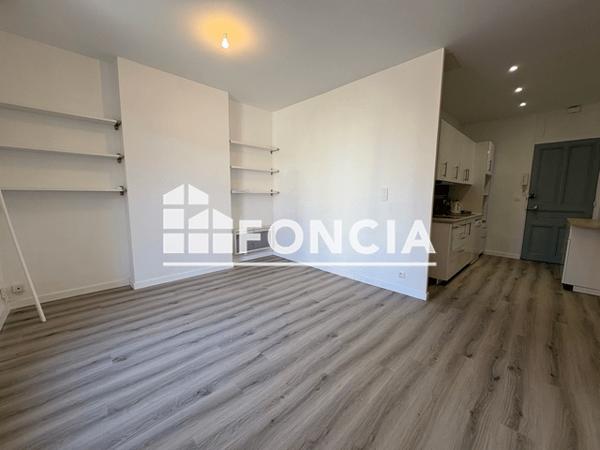 Location Appartement 2 pièces 46.59 m² - Hyeres 83400