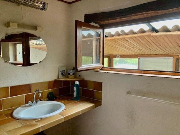 MAISON A RENOVER SUR TERRAIN DE 13960 m2