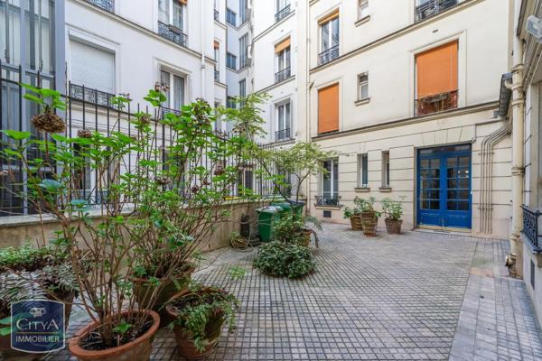 Appartement à vendre 2 pièces 30m² Paris 18e Arrondissement (75018)