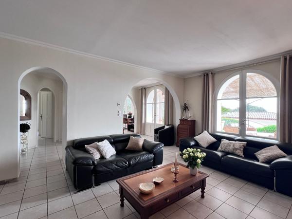 Rare Villa de Plein Pieds aux Issambres, vue mer