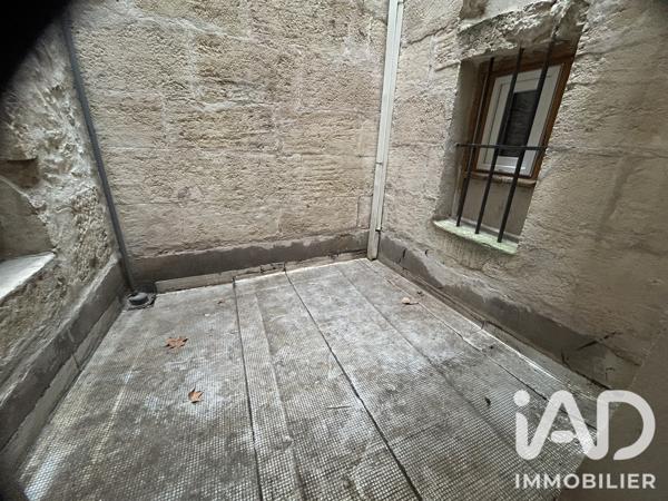 Location studio 30 m² Tarascon