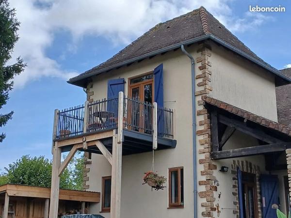 Bien rare à la campagne sur plus de 8 hectares