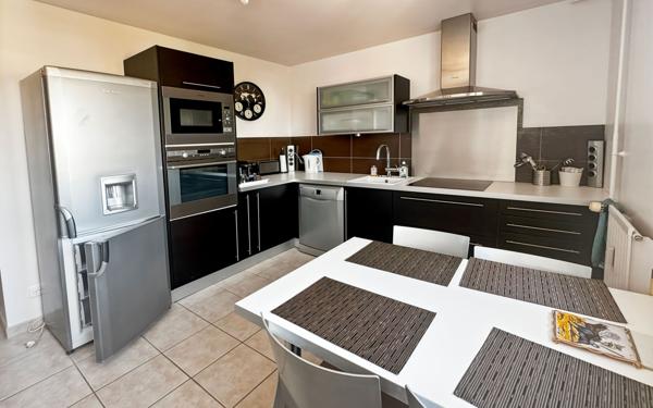 Appartement à louer    3 pièces •  Reims