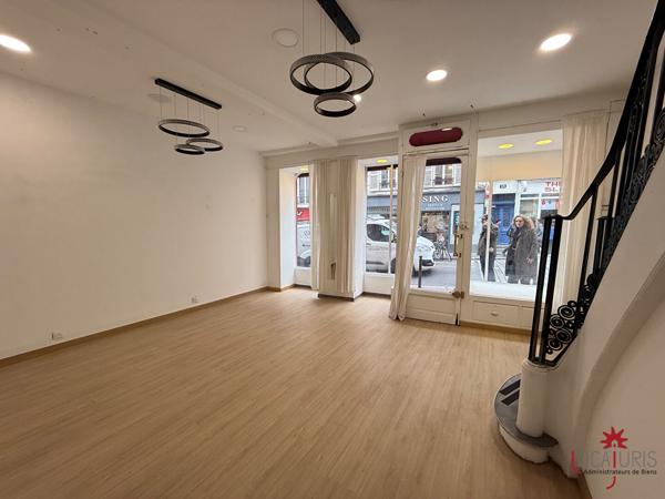 Location Boutique 2 pièces Paris 9ème arrondissement (75009) - Rue Mayran