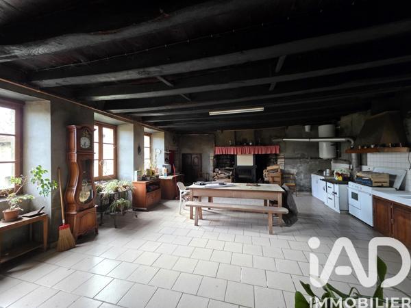 Maison à vendre 9 pièces 280 m² Sousceyrac-en-Quercy