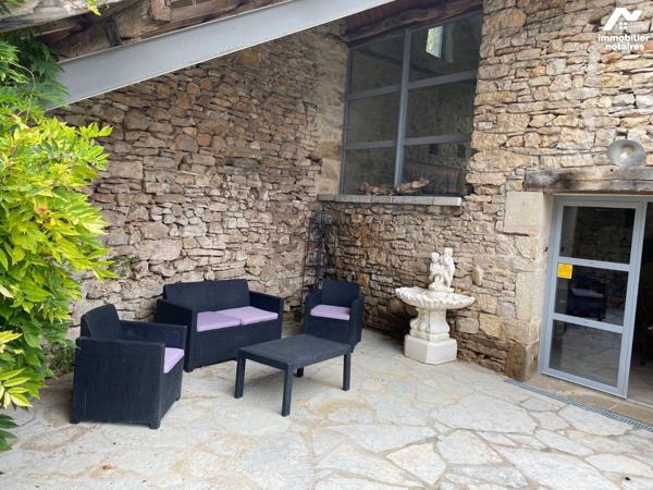 A VENDRE - Dans la vallée du Lot, à 12 km de CAJARC (Lot - 46160), au calme, avec vue dominante...