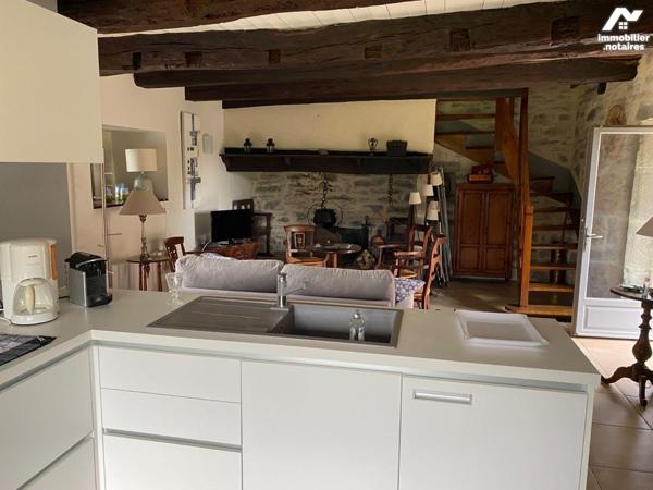 A VENDRE - Dans la vallée du Lot, à 12 km de CAJARC (Lot - 46160), au calme, avec vue dominante...