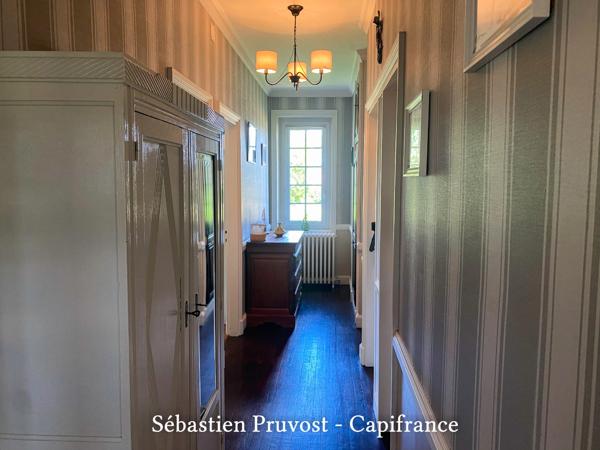 Saint-Front-la-Rivière (24) Maison à vendre 5 pièces, beaux volumes, lumineux, sou-sol aménagé, terrain 2194m2, 2chambres, studio et atelier.