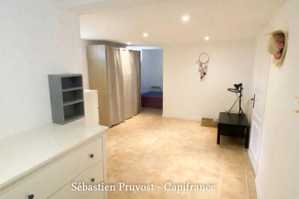 Saint-Front-la-Rivière (24) Maison à vendre 5 pièces, beaux volumes, lumineux, sou-sol aménagé, terrain 2194m2, 2chambres, studio et atelier.